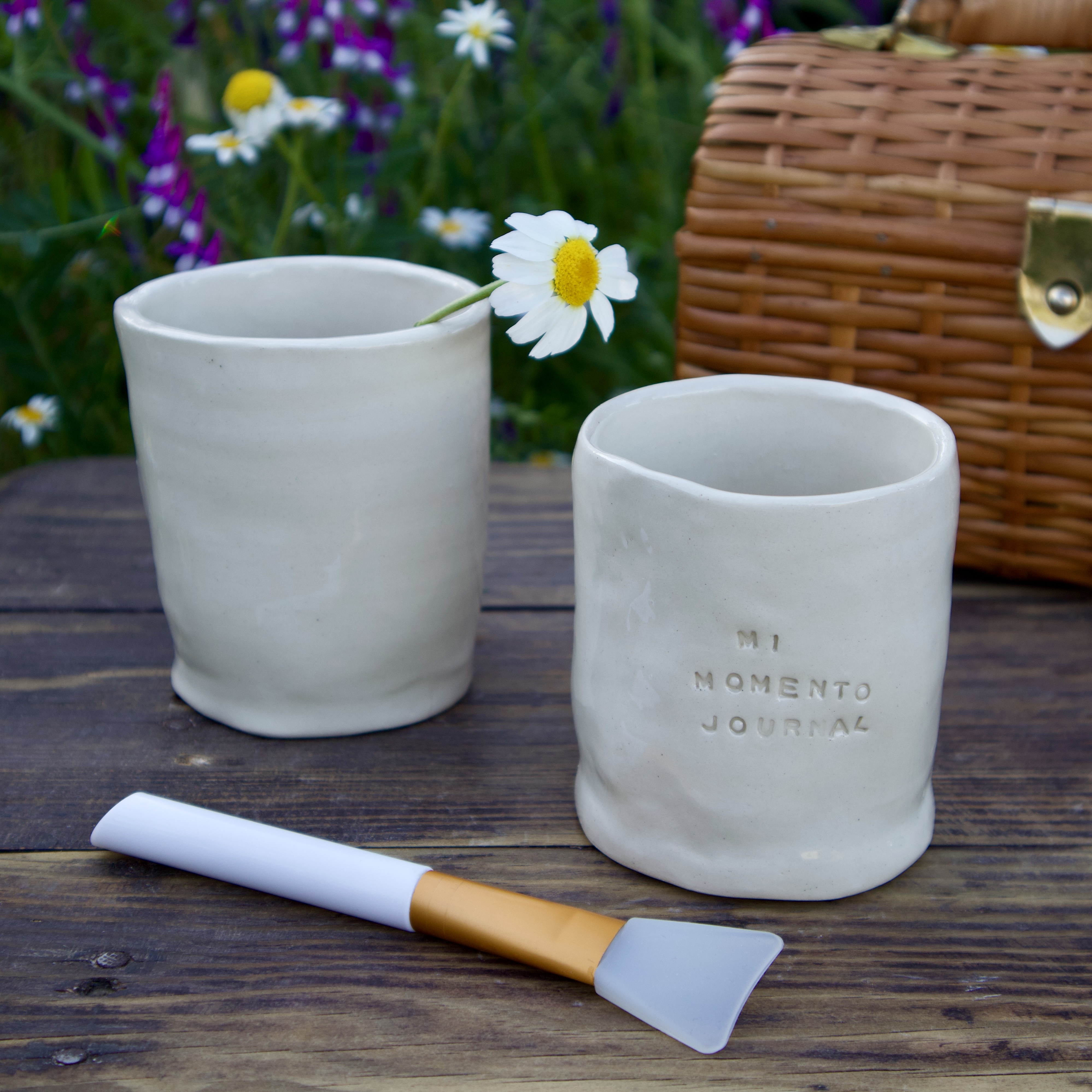 Vaso para pinceles con frase